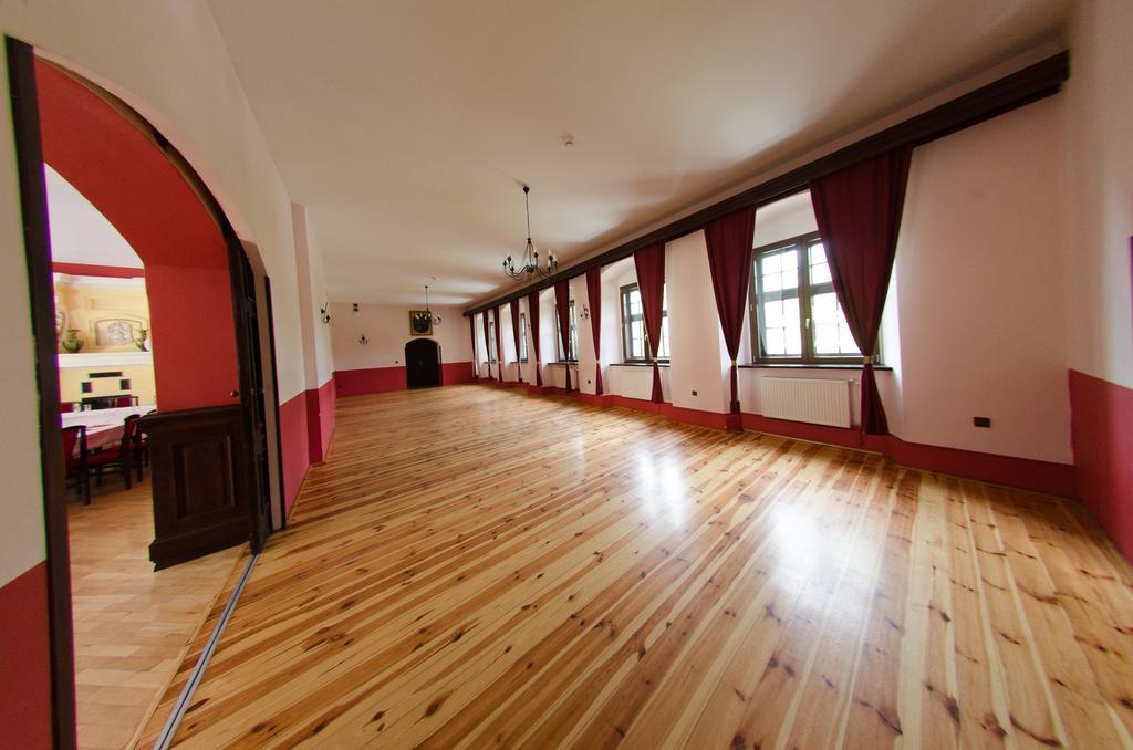 Palac Krobielowice Kąty Wrocławskie Extérieur photo