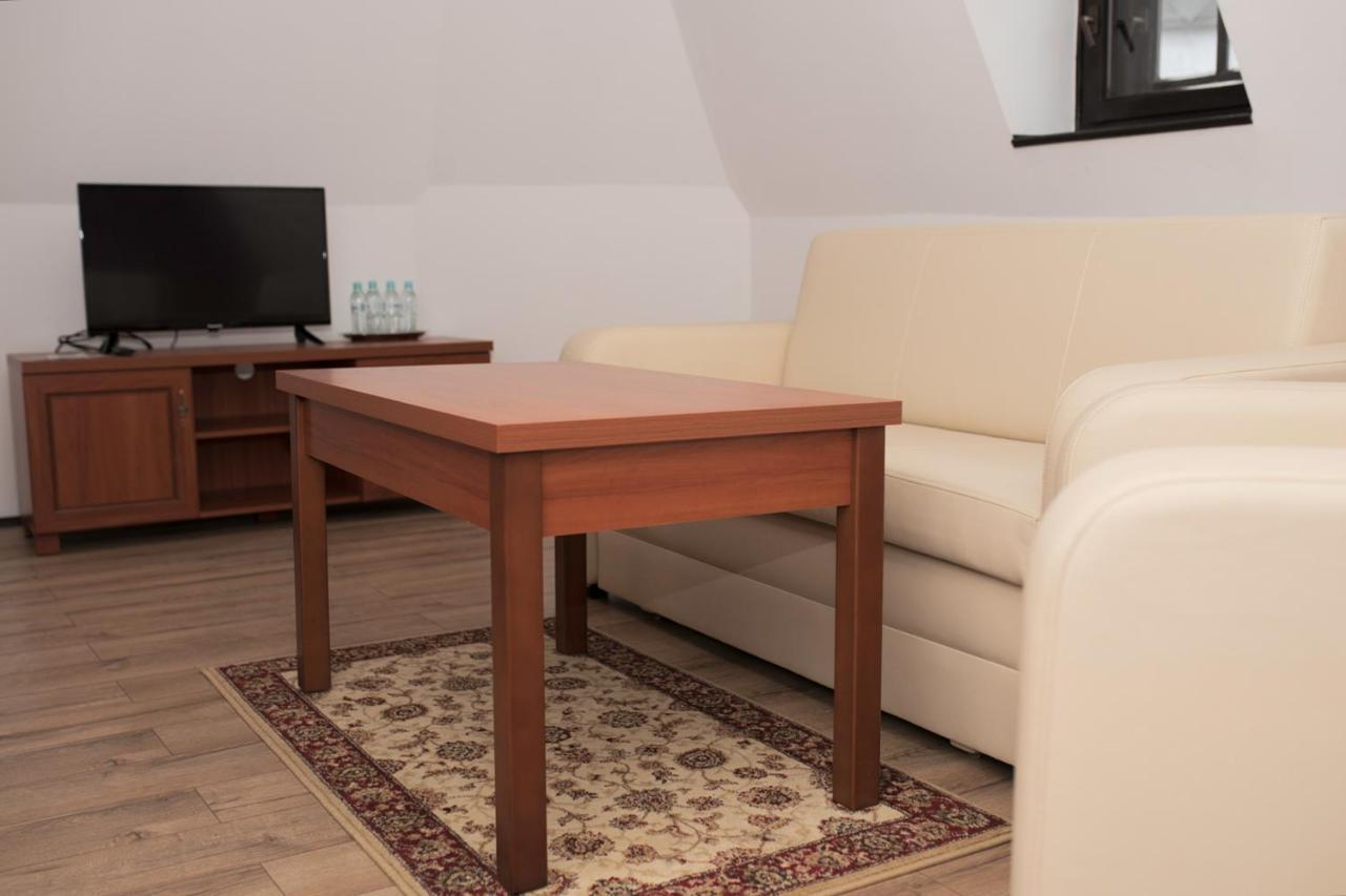 Palac Krobielowice Kąty Wrocławskie Extérieur photo